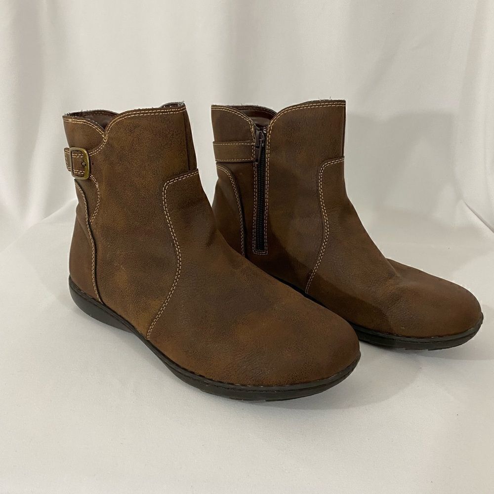 NWOT Sporto Ankle Boots 